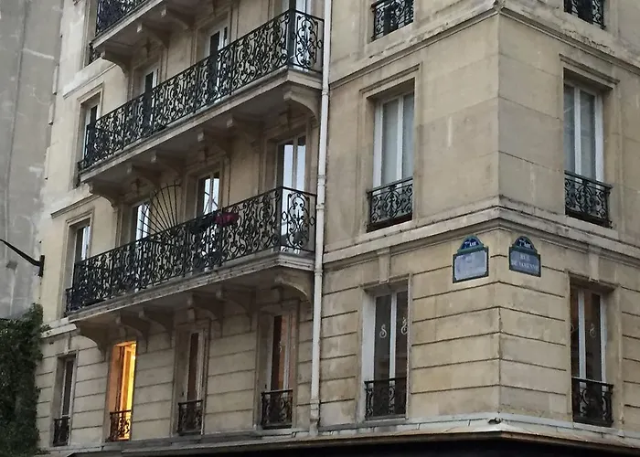 Bellechasse Apartments
